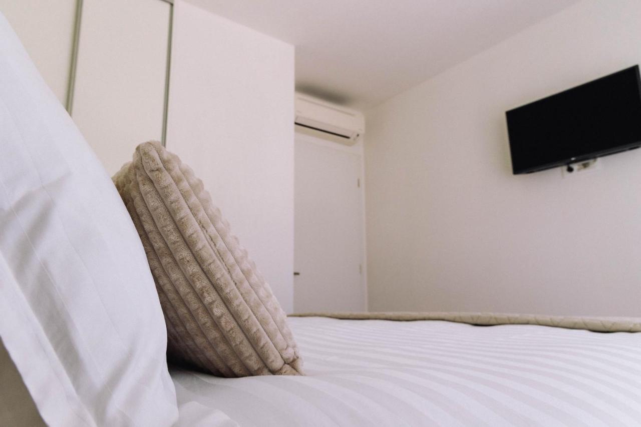 Brand New & Comfort Apartment L & L ,Free Parking + Close To Beach 杜布罗夫尼克 外观 照片