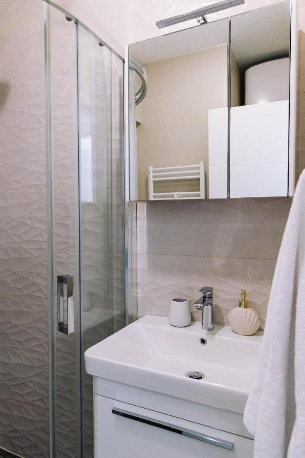 Brand New & Comfort Apartment L & L ,Free Parking + Close To Beach 杜布罗夫尼克 外观 照片
