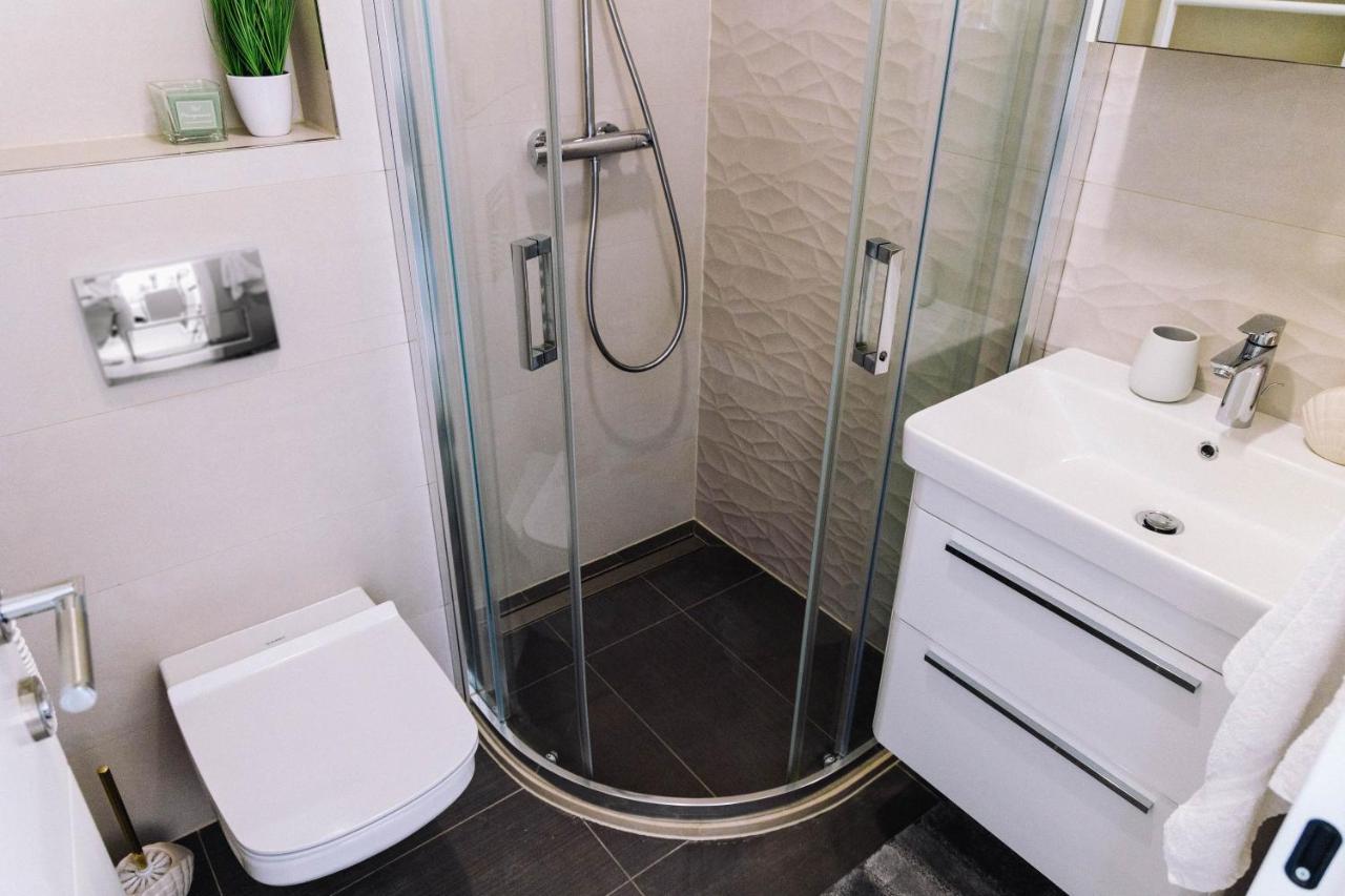 Brand New & Comfort Apartment L & L ,Free Parking + Close To Beach 杜布罗夫尼克 外观 照片